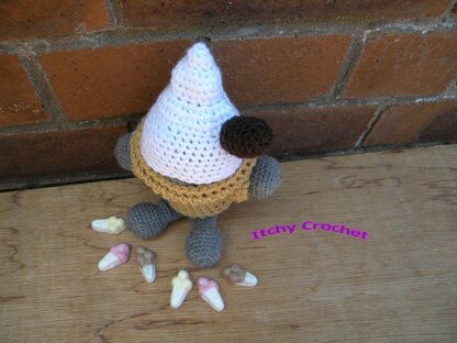 Inchoate Soft Scoop Ice Cream Sweater and Hat