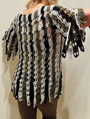 AVANT-GARDE SWEATER