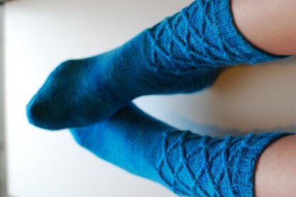 Cabled Trellis Socks