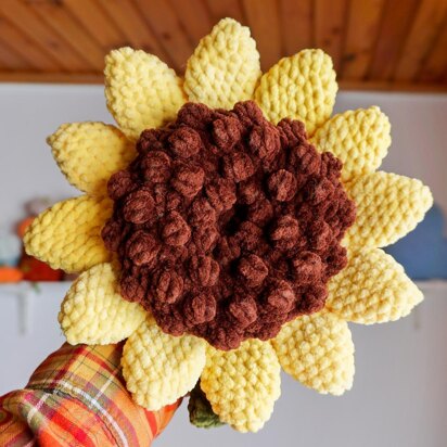 Sunflower amigurumi fidget toy