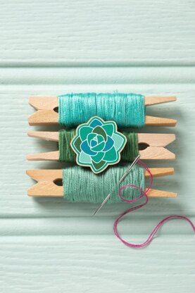 Hawthorn Handmade Succulent Magnetic Needle Minder