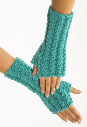 Fingerless Gloves in Plymouth Baby Alpaca Grande - F157