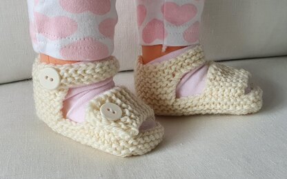 Larissa - 8ply buttoned baby sandals