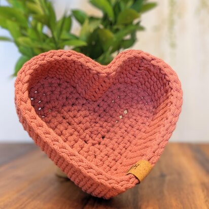 Heart Shaped Nesting Baskets