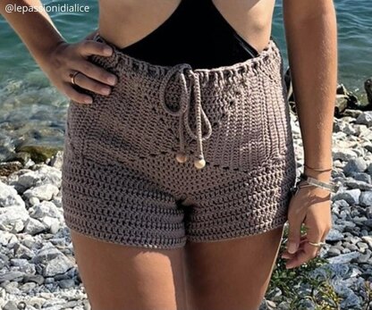 OCEAN Shorts || crochet pattern, summer shorts, cheeky shorts