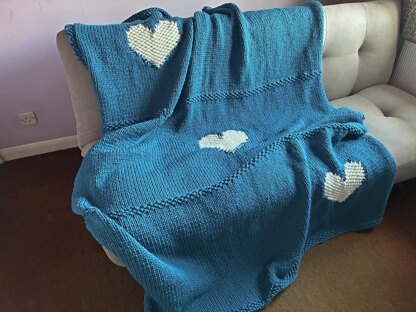 Moss Stitch Hearts Blanket