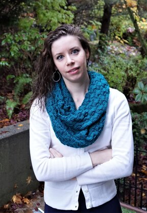 A19 Basket Weave Infinity Scarf