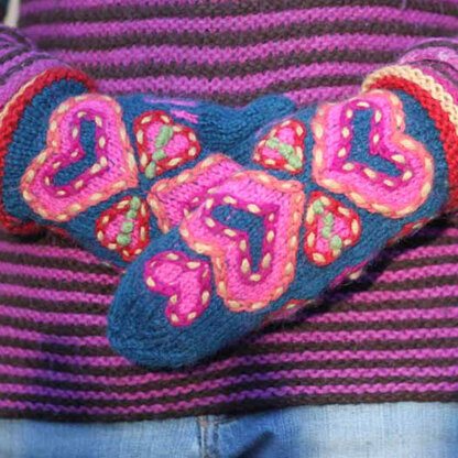 Kristin Nicholas Designs Heart To Heart Mittens PDF