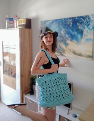 Beach or market tote bag