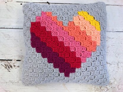 Love Heart c2c Cushion