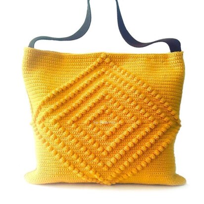 Interlocking Diamonds Crochet Bag