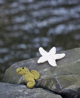 Crochet Seahorse & Knit Starfish in Universal Yarn Cotton Supreme