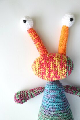 String Bean the Crochet Mandala Monster