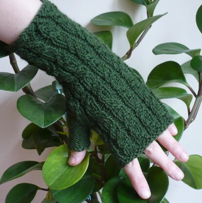 Green Forest Mitts