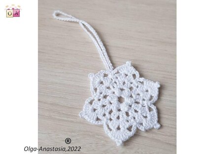 Crochet snowflake 13