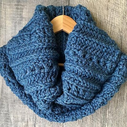 Moors Chunky Cowl