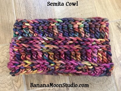 Semita Cowl