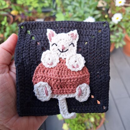 Pumpkin cat granny square