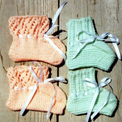 2 Styles Baby Booties