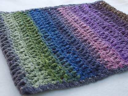 Easy-to-Wear Cowl