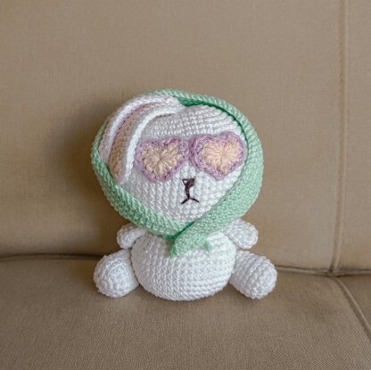 Chubby bunny amigurumi