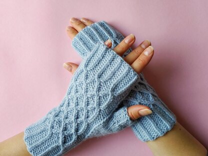 Lattice Mittens