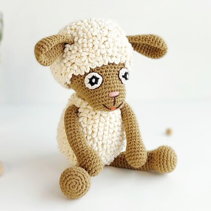 Sheep, Lamb Amigurumi Crochet Pattern