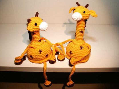 Giraffe - Shelf Sitter - Amigurumi