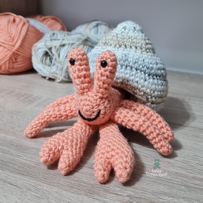 Horace the Hermit Crab - US Terminology - Amigurumi