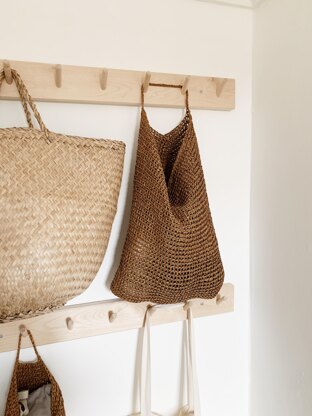 The Aumbry Hanging Bag