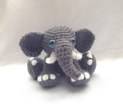 Amiani - Tembo the Elephant