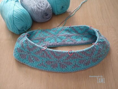 Tampuk Manggis Cowl