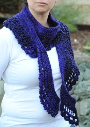 Chunky Scallop Scarf