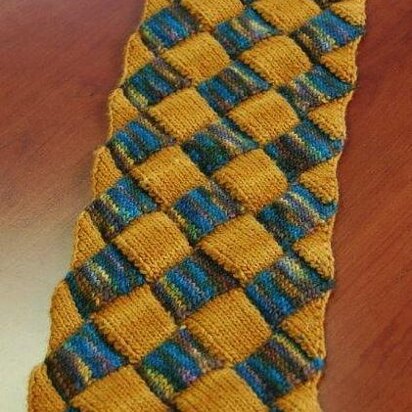 Hank's Entrelac Scarf