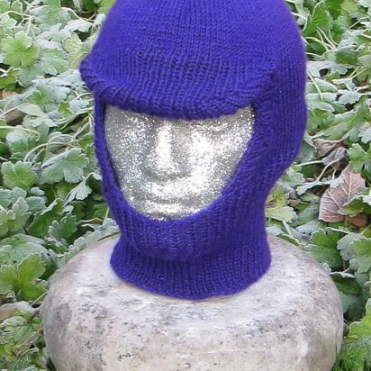 SOFT PEAK BALACLAVA AND BEANIE HAT