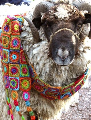 Belladonna Crochet Scarf