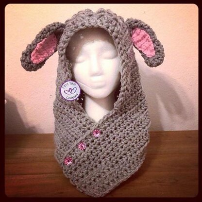 Lamb Hooded Scarf