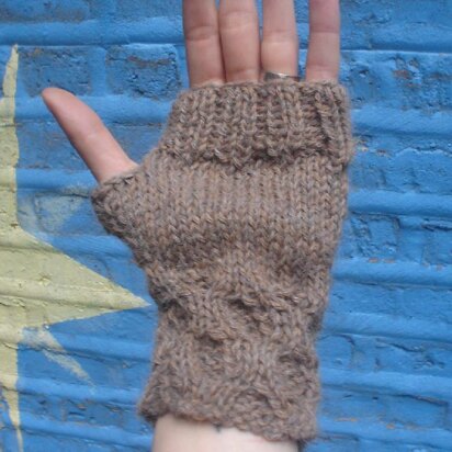 Honeycomb Fingerless Gloves