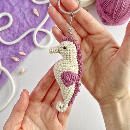 Seahorse crochet pattern keychain Amigurumi sea animal mini toy Car hanging Crochet bag charm