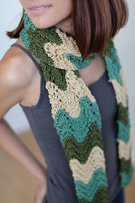 Feather and Fan Stripe Scarf in Ella Rae Phoenix - ER10-03