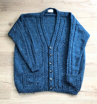 Marcham - V Neck Cardigan with Pockets