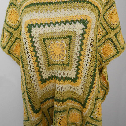 Rolling Stone Poncho in Tahki Yarns Cotton Classic Lite