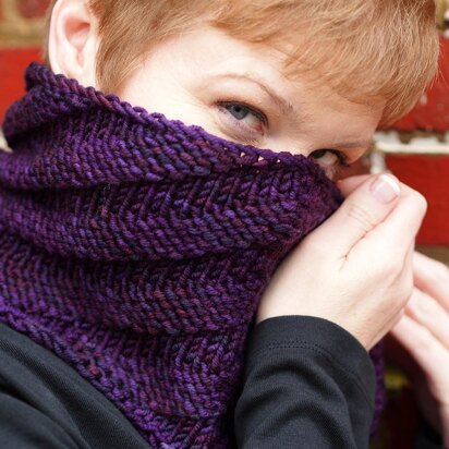 Squishy Spiral Cowl