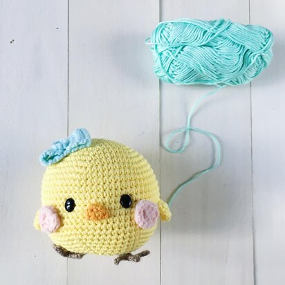 Piyoko-chan the chubby chick amigurumi crochet pattern by amigurumei