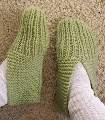 How to Knit a Pair of Slippers