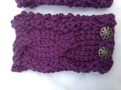 Chunky Cabled Boot Cuffs - Knit