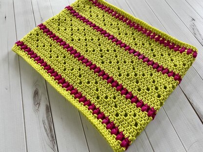 Strawberry Lime Cowl