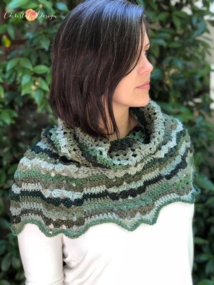 Caverna Capelet Cowl