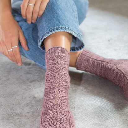 Sultry Socks - knitting pattern