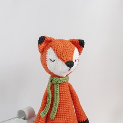 Crochet Fox toy amigurumi pattern